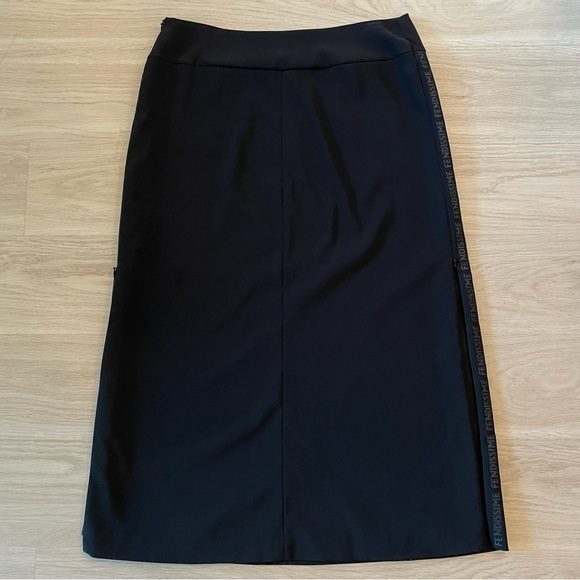 Vintage Fendi Fendissime Logo Printed Black Maxi Skirt with Zipper Pockets - Picture 5 of 12
